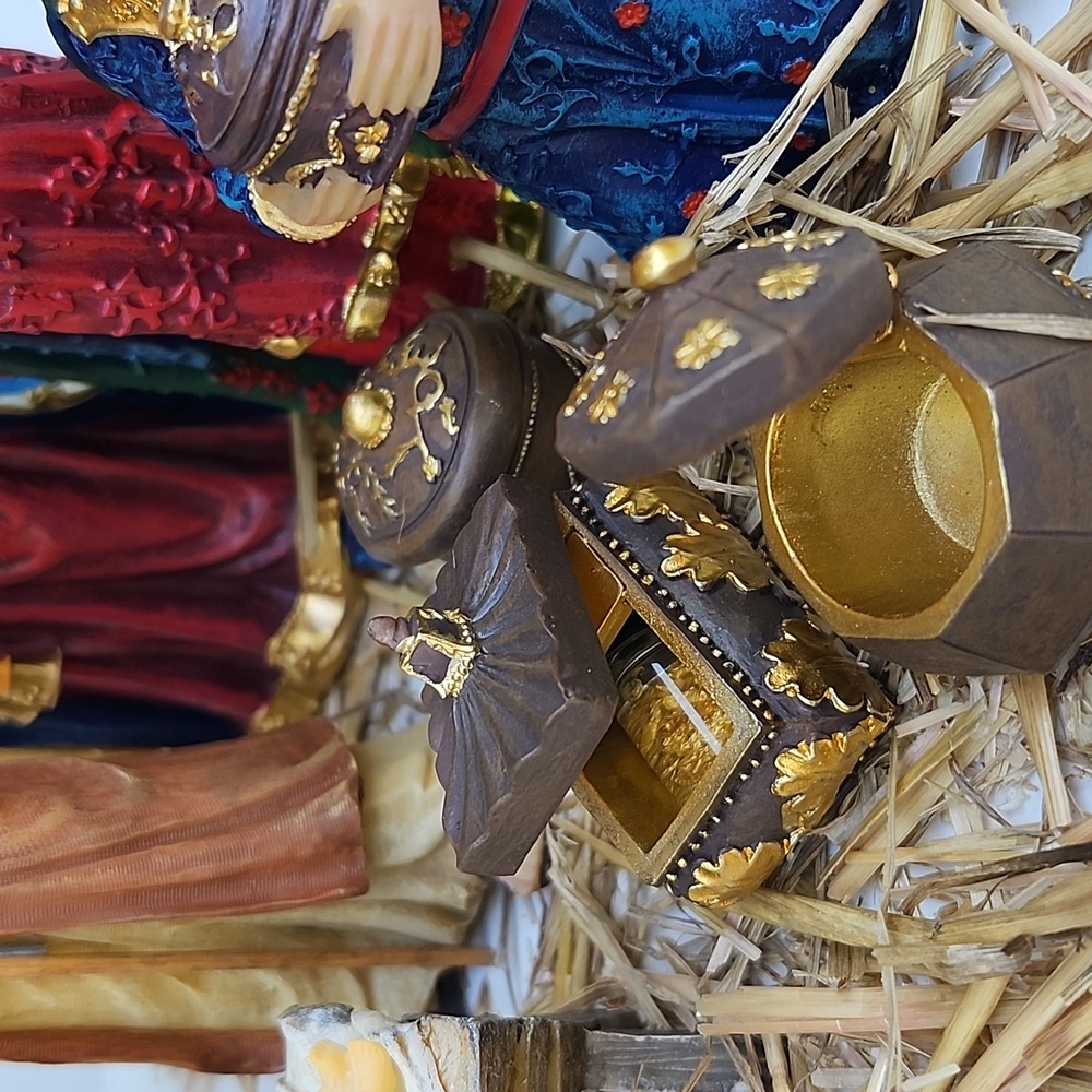 NIB THE REAL LIFE NATIVITY SET/THE THREE KINGS GIFTS 14 PIECE 7" SET - Picture 11 of 17
